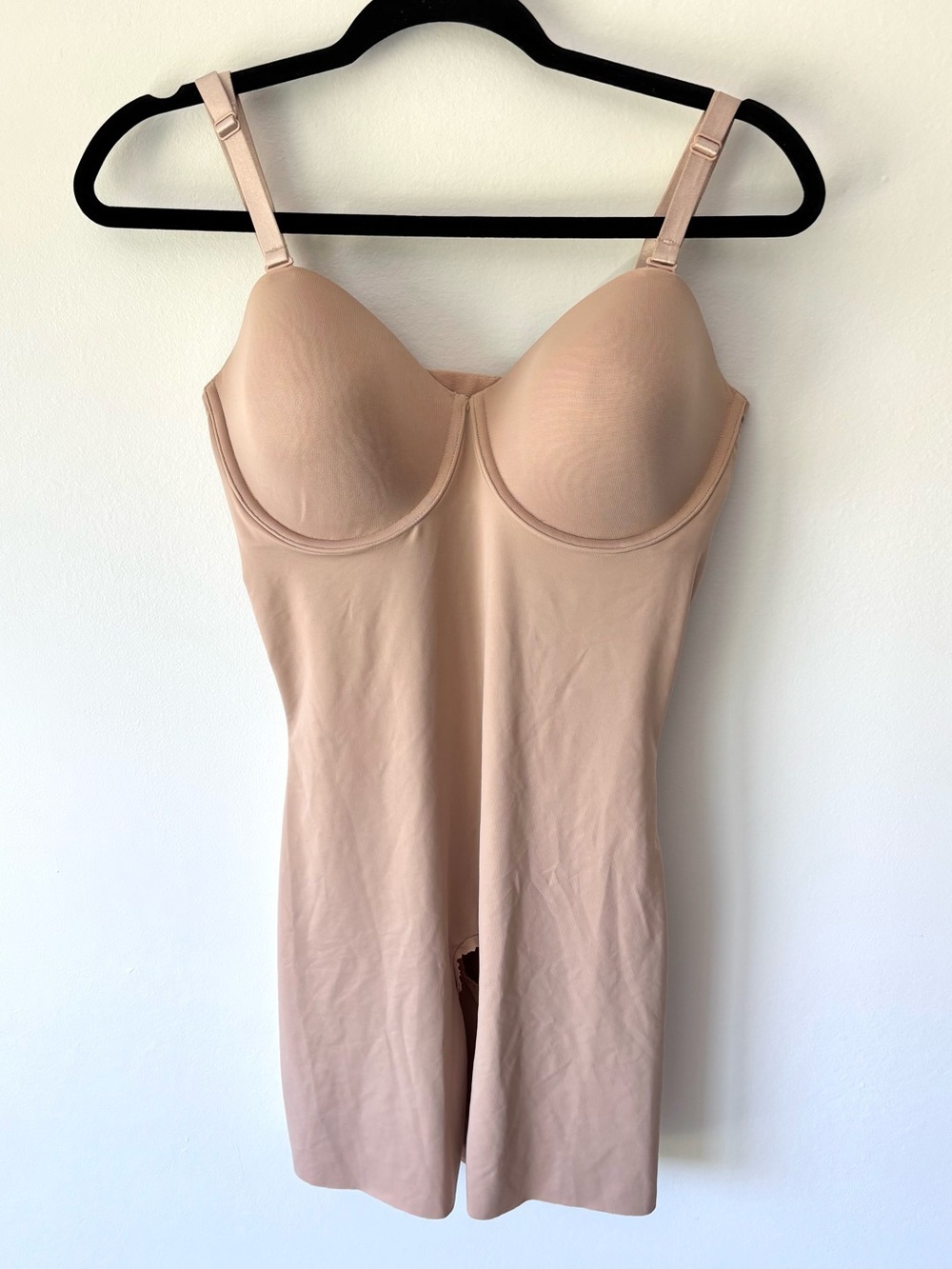 Spanx Red Hot Mid Thigh Shapewear Bodysuit Nude Tan Convertible Strapless